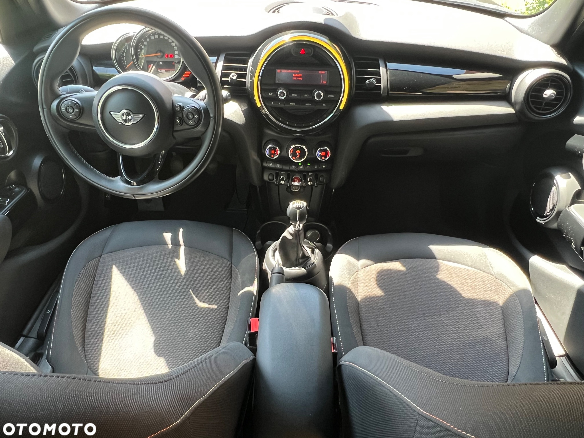 MINI ONE Standard - 10