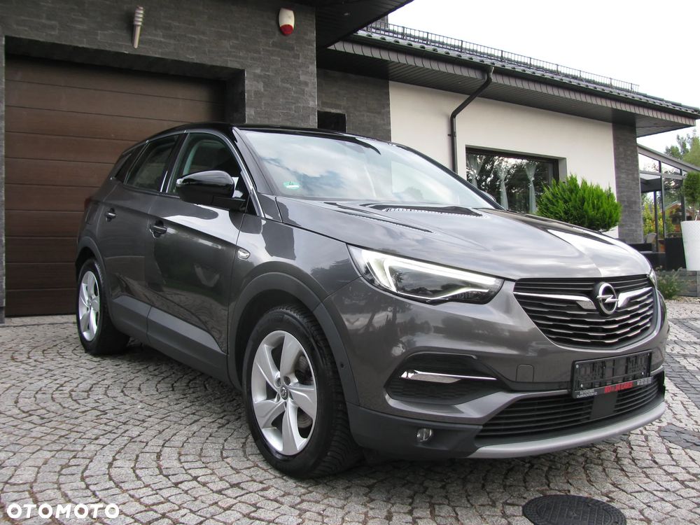 Opel Grandland X 1.2 Start/Stop Business Edition - 1