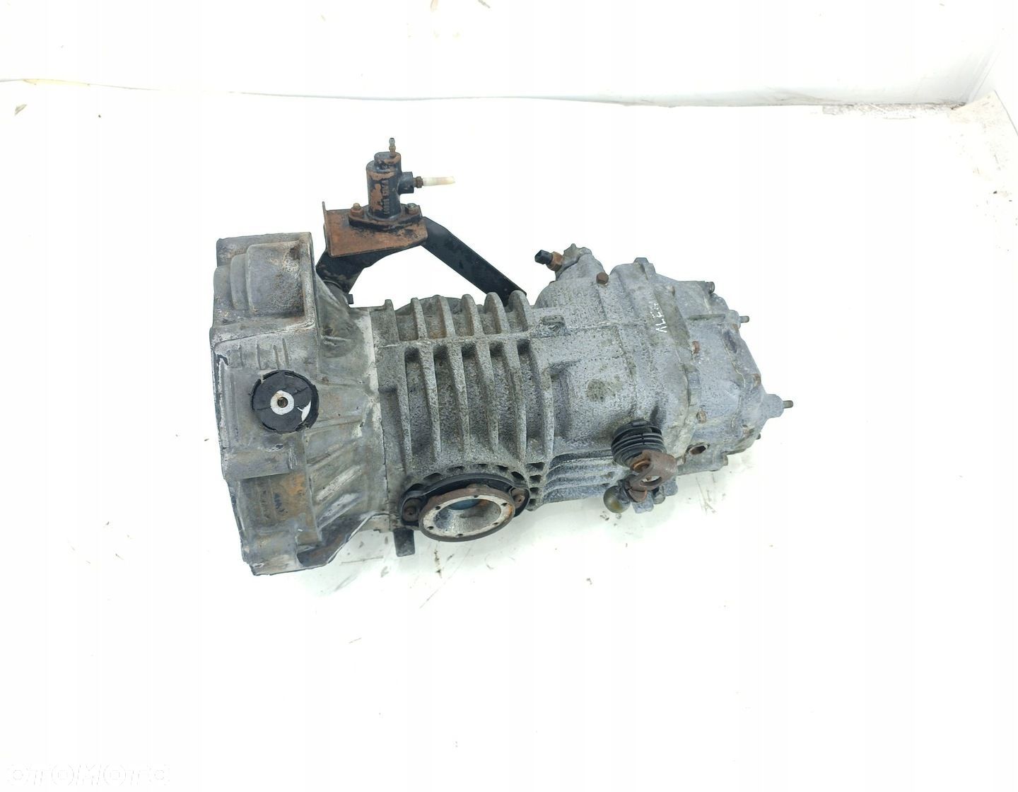 SKRZYNIA BIEGÓW VW TRANSPORTER T3 1.6 D ALD 4 BIEGOWA - 1