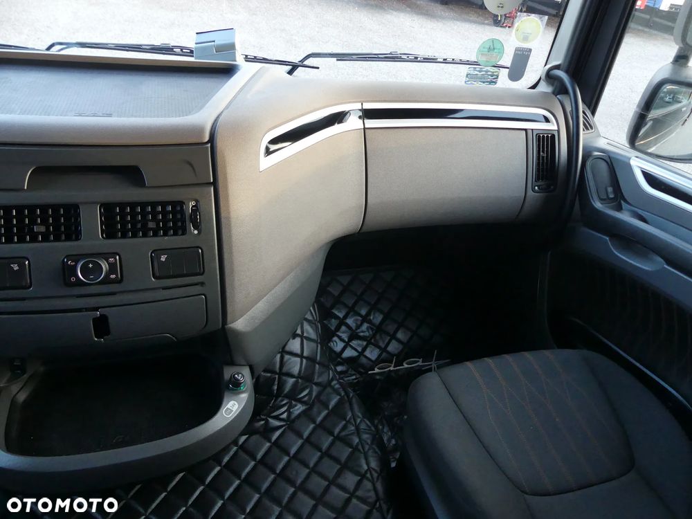 DAF XF 106.480 / EURO 6 / ZESTAW PRZEJAZDOWY / TANDEM / - 35