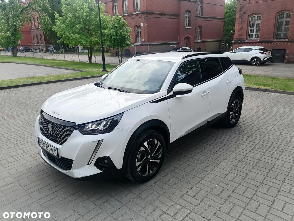 Peugeot 2008 1.5 BlueHDi Allure S&S - 11