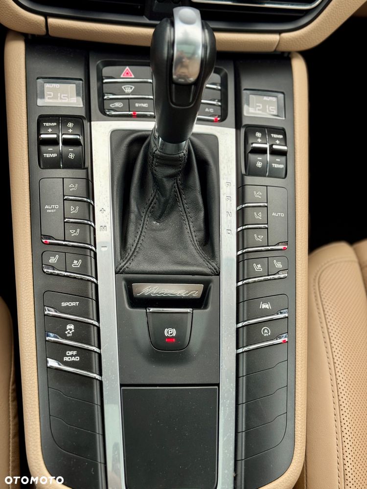 Porsche Macan Standard - 28