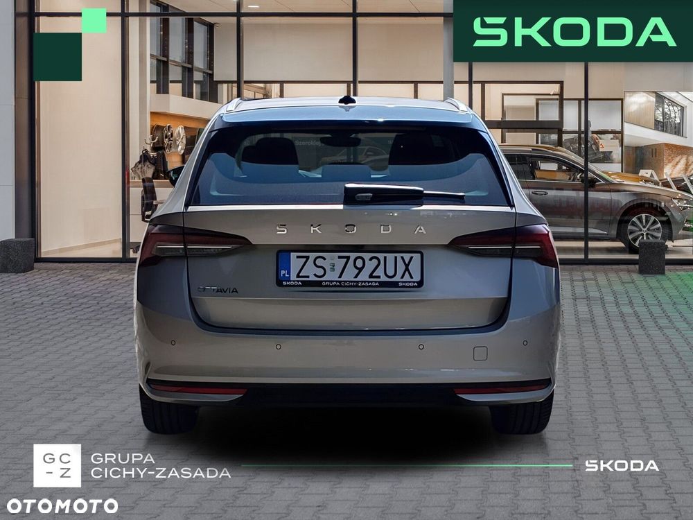 Skoda Octavia 1.5 TSI mHEV Selection DSG - 5