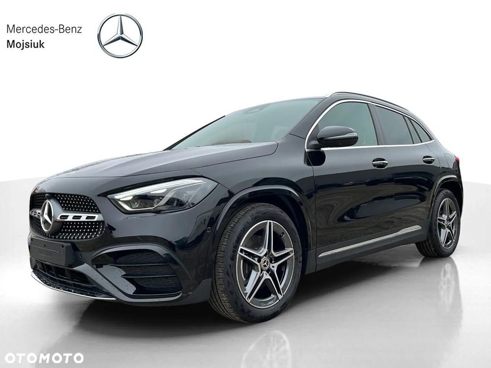 Mercedes-Benz GLA 200 AMG Line - 3