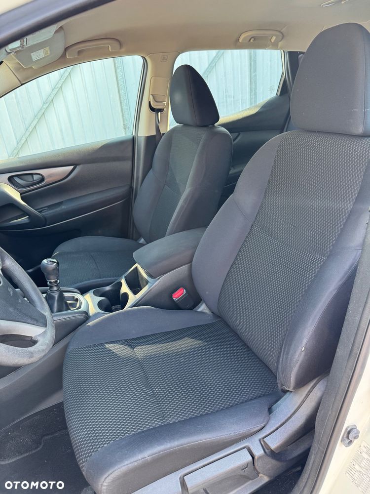 Nissan Qashqai - 12