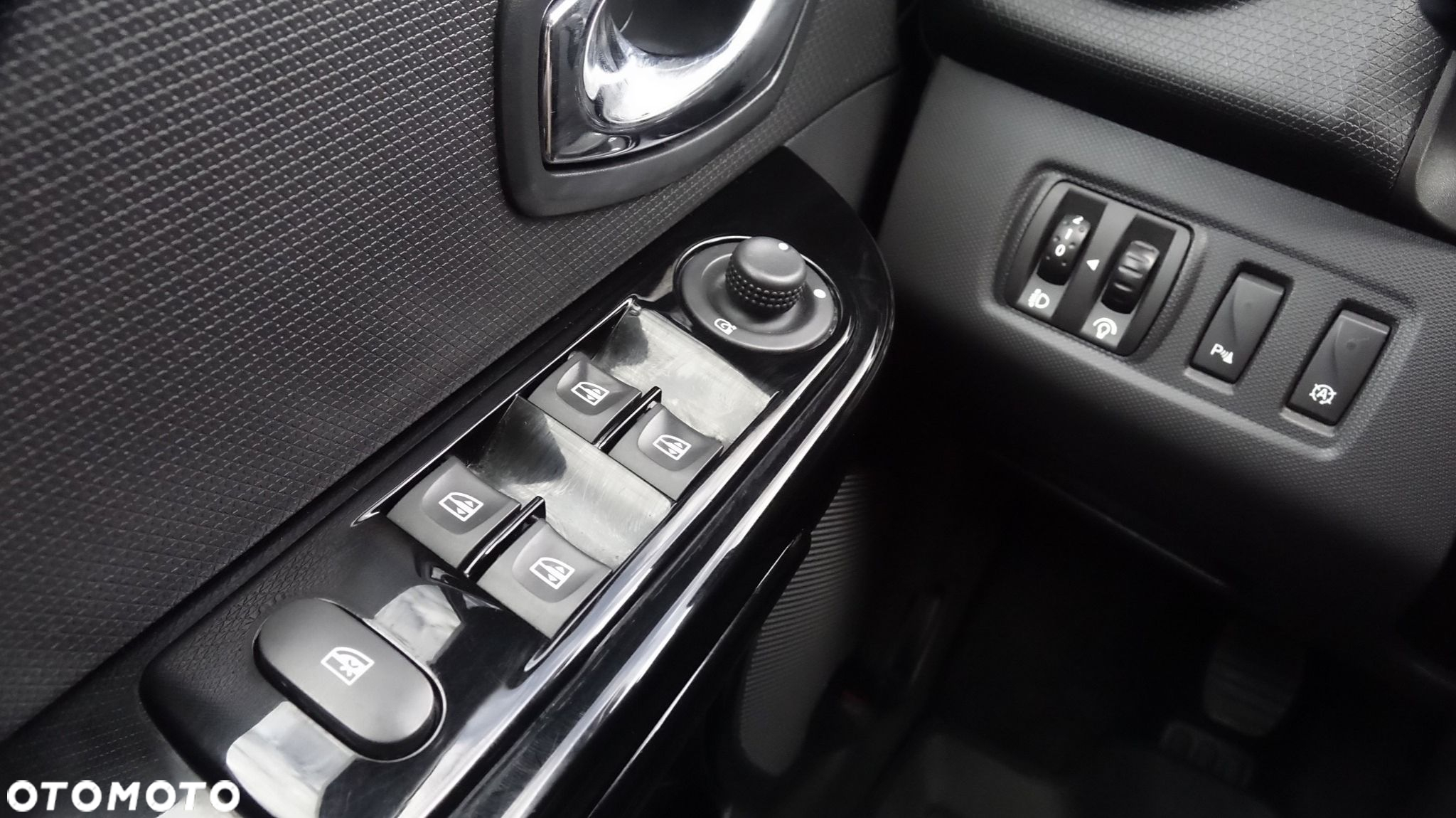 Renault Clio - 33