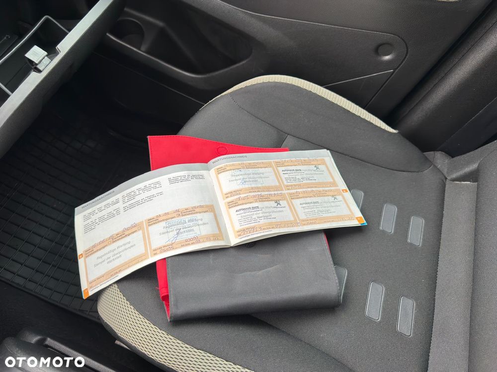 Citroën Berlingo Multispace HDi 115 FAP XTR - 25