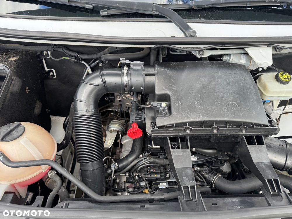 Mercedes-Benz Sprinter - 4