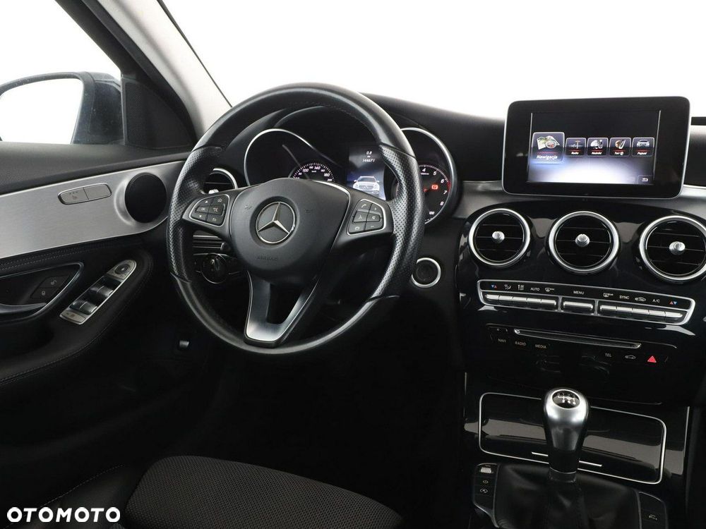 Mercedes-Benz Klasa C 180 - 17