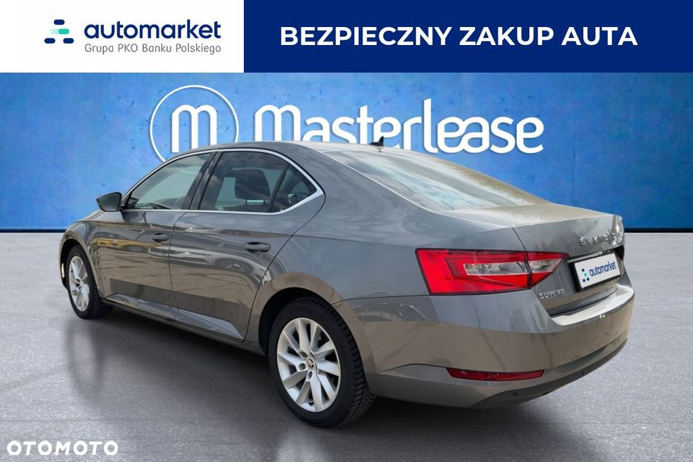 Skoda Superb 2.0 TDI SCR Ambition DSG - 8