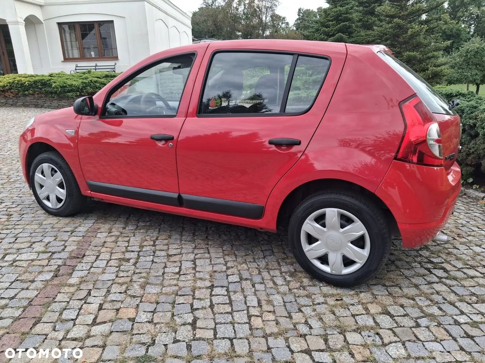 Dacia Sandero - 10
