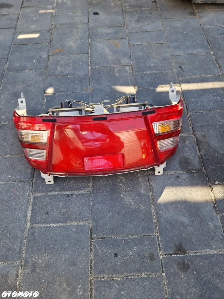 Zacisk Chłodnica Reflektor Suzuki Burgman 400 K1 - 6