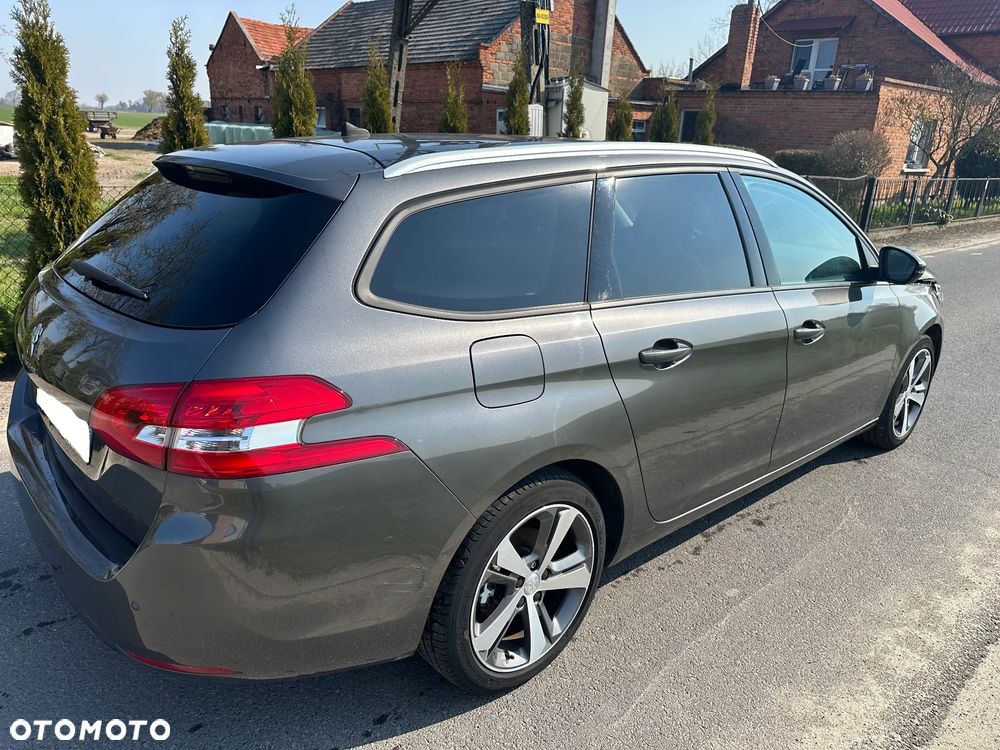 Peugeot 308 PureTech 130 GPF Stop & Start Allure Pack - 1