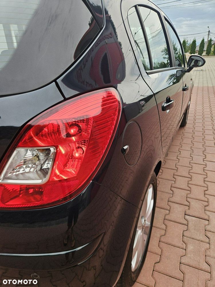 Opel Corsa 1.4 16V Active - 16