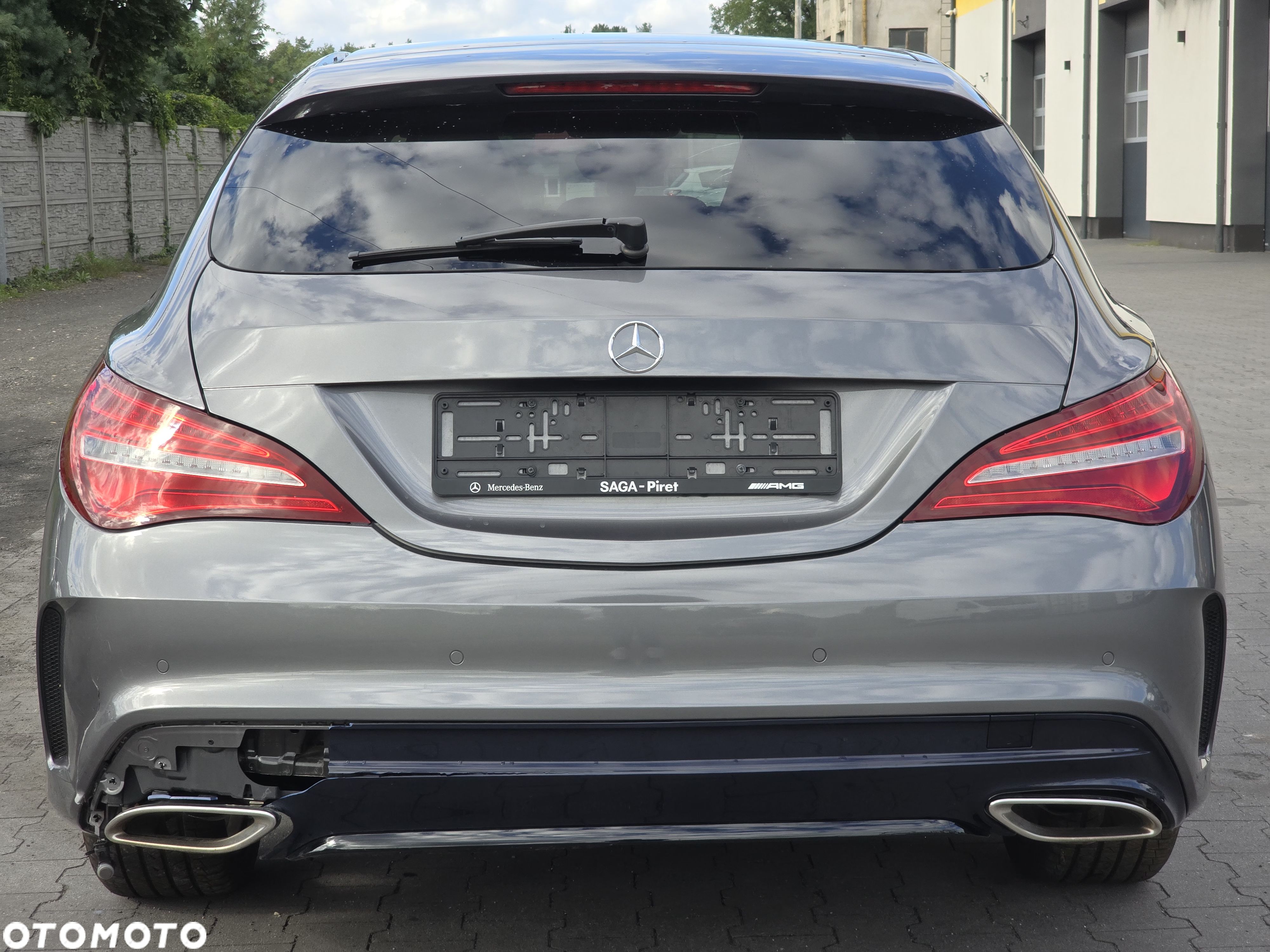 Mercedes-Benz CLA Shooting Brake 180 AMG Line - 1