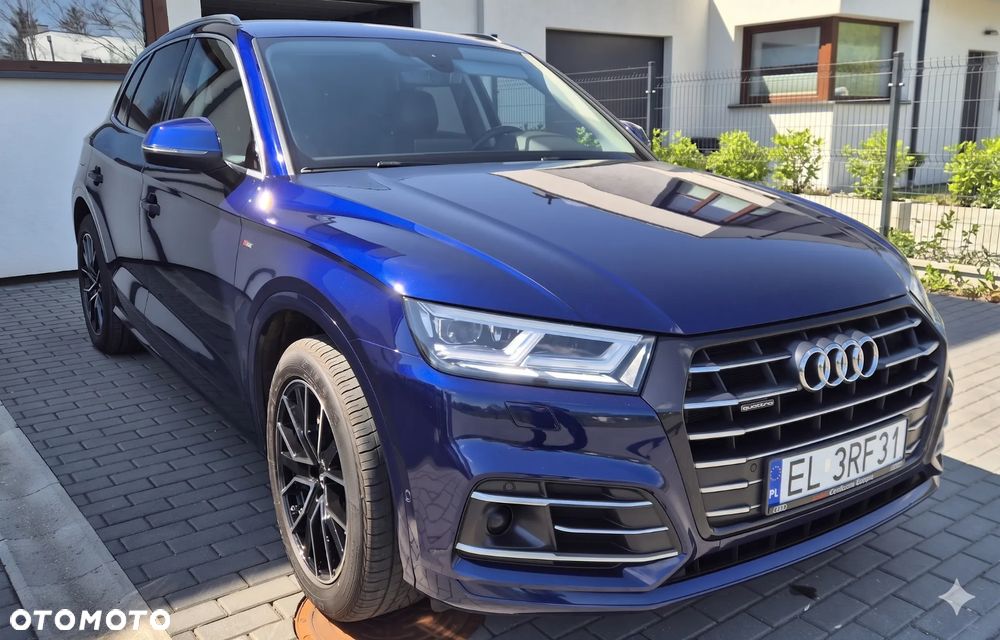 Audi Q5 55 TFSI e Quattro S Line S tronic - 1
