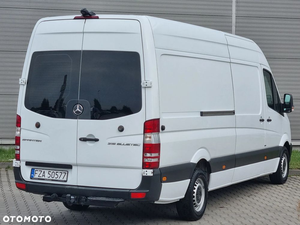 Mercedes-Benz Sprinter - 5