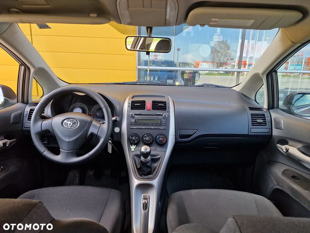 Toyota Auris 1.4 VVT-i Sol - 5