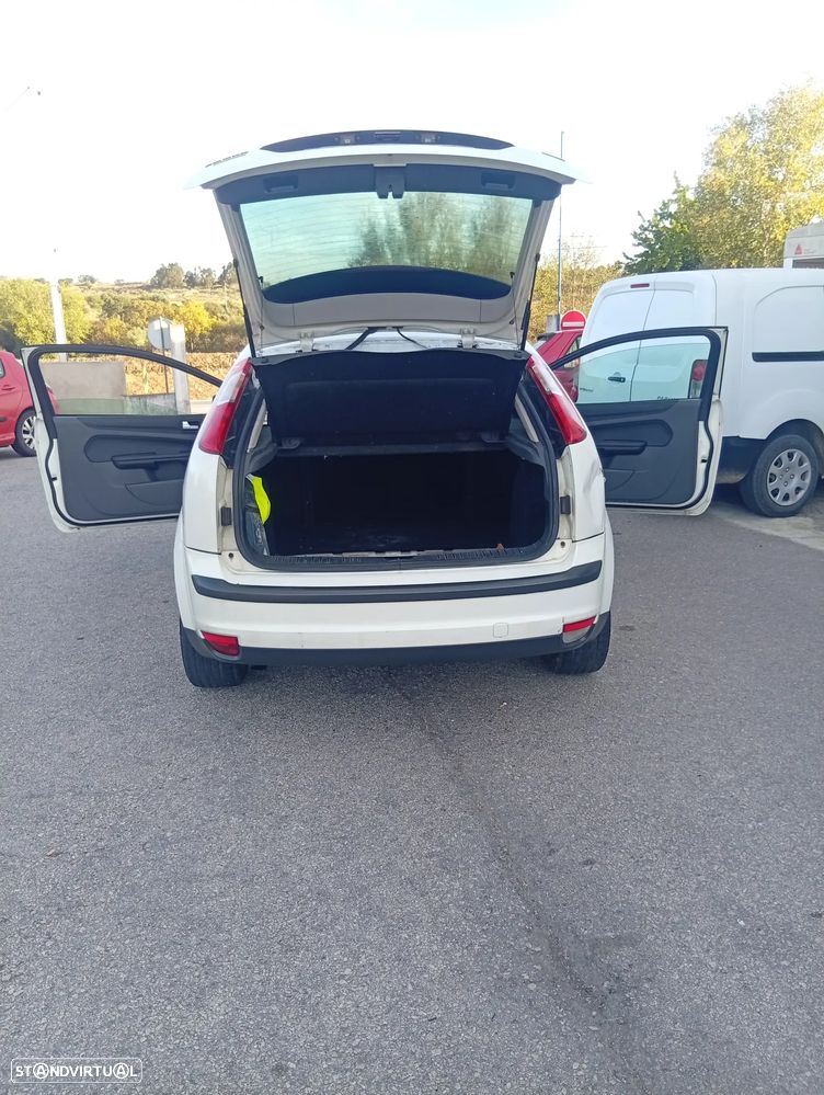 Ford Focus 1.6 TDCi Sport - 3