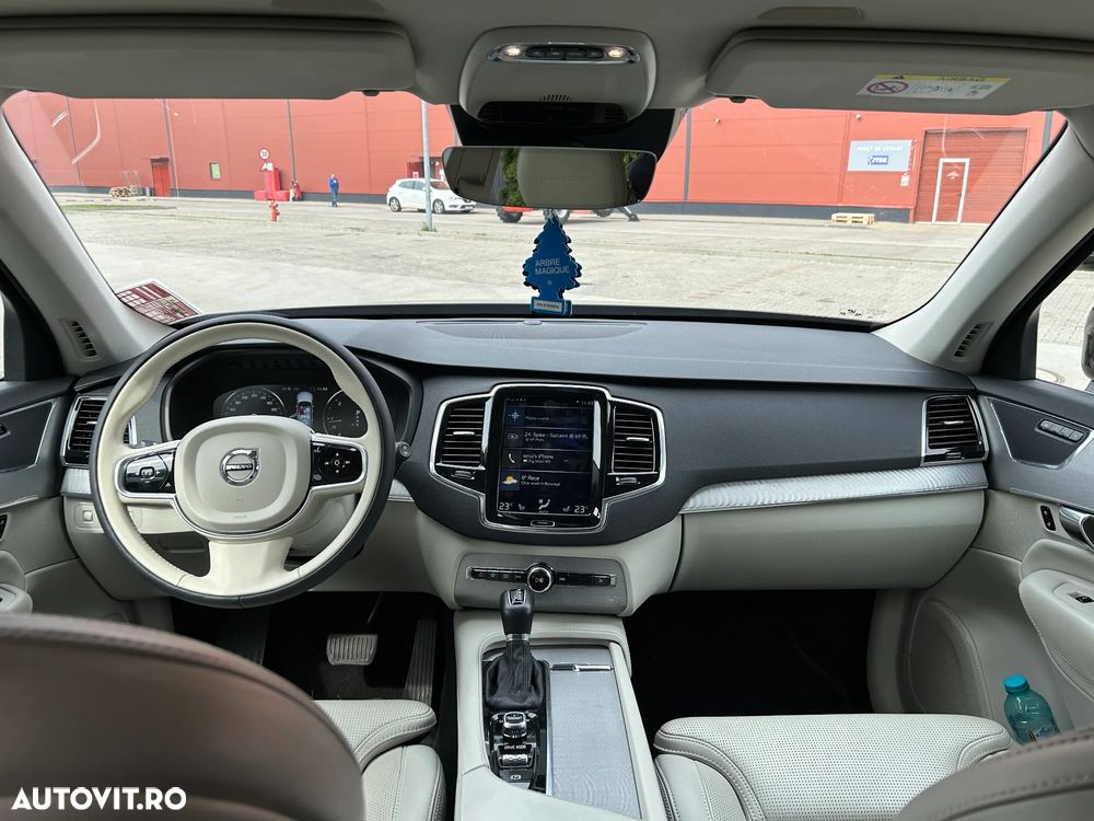 Volvo XC 90 D5 AWD Geartronic Inscription - 3