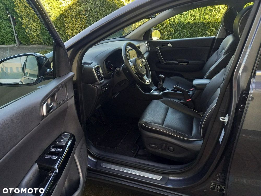 Kia Sportage 1.7 CRDI Business Line M 2WD - 28