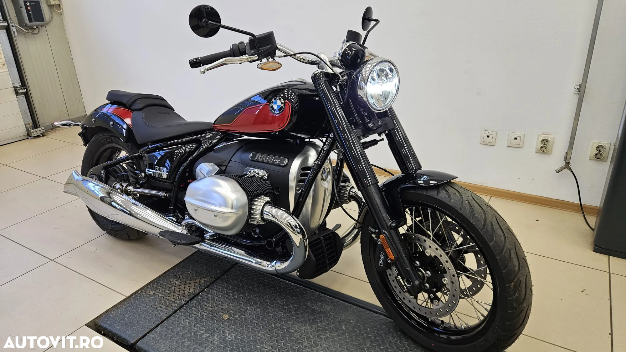 BMW R1850R - 4