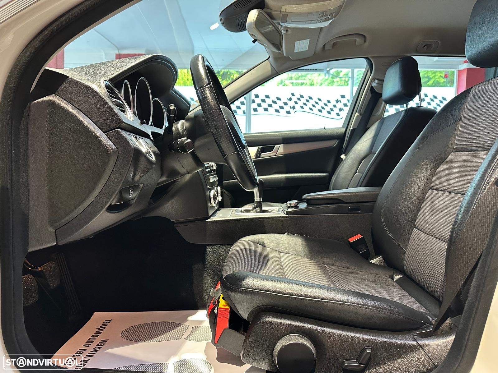 Mercedes-Benz C 220 BlueTEC Avantgarde+ - 8