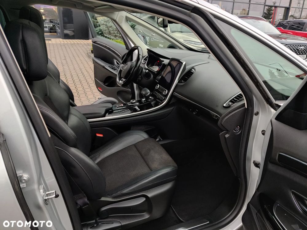 Renault Espace BLUE dCi 160 EDC LIMITED - 17