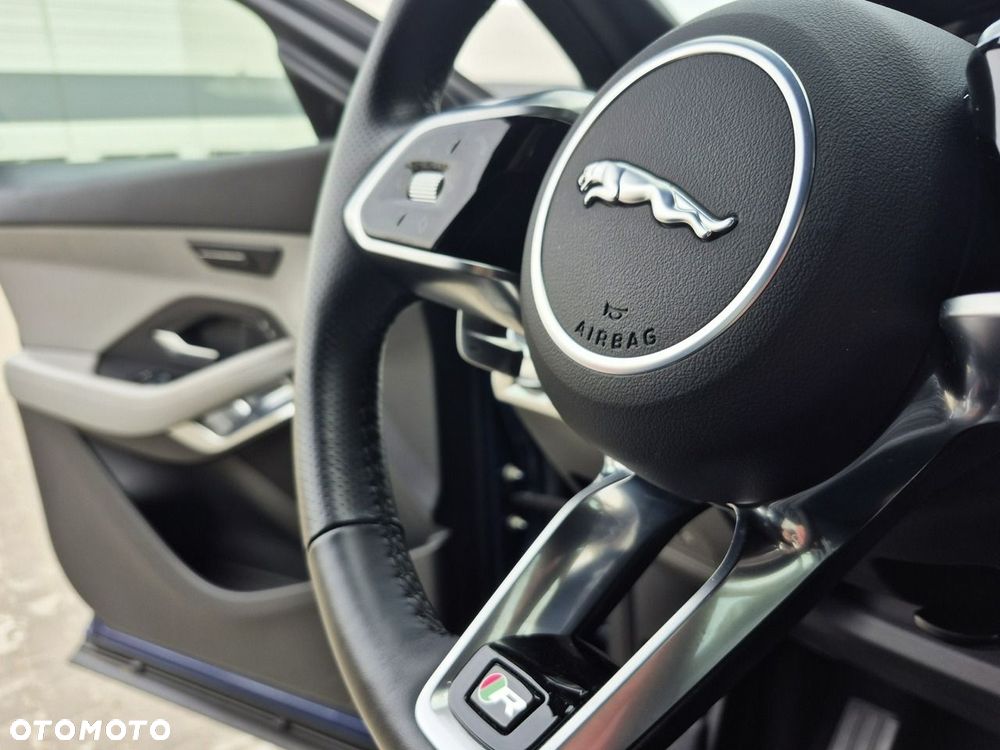 Jaguar E-Pace 2.0 P200 mHEV AWD R-Dynamic S - 33
