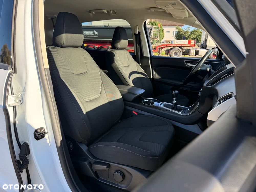 Ford S-Max 1.5 EcoBoost Titanium - 27
