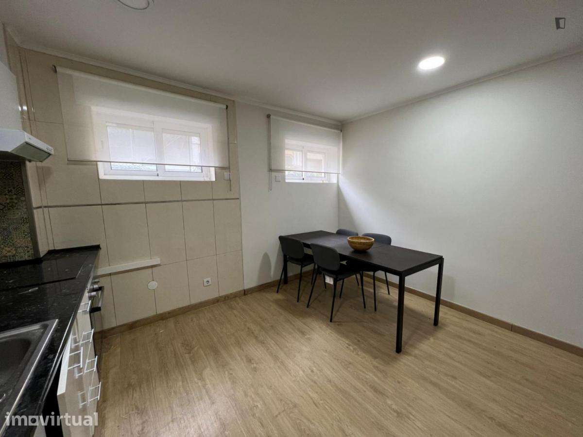Apartamento com 3 quartos - localizado em Santo Ildefonso Porto - Grande imagem: 3/18