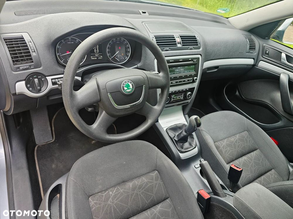 Skoda Octavia - 8