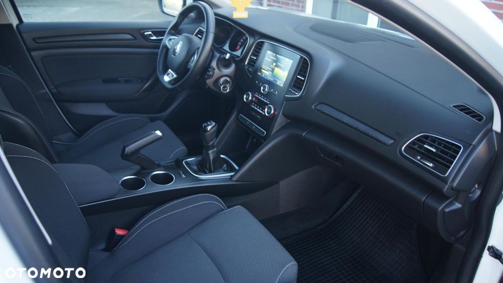 Renault Megane 1.2 Energy TCe Limited - 16