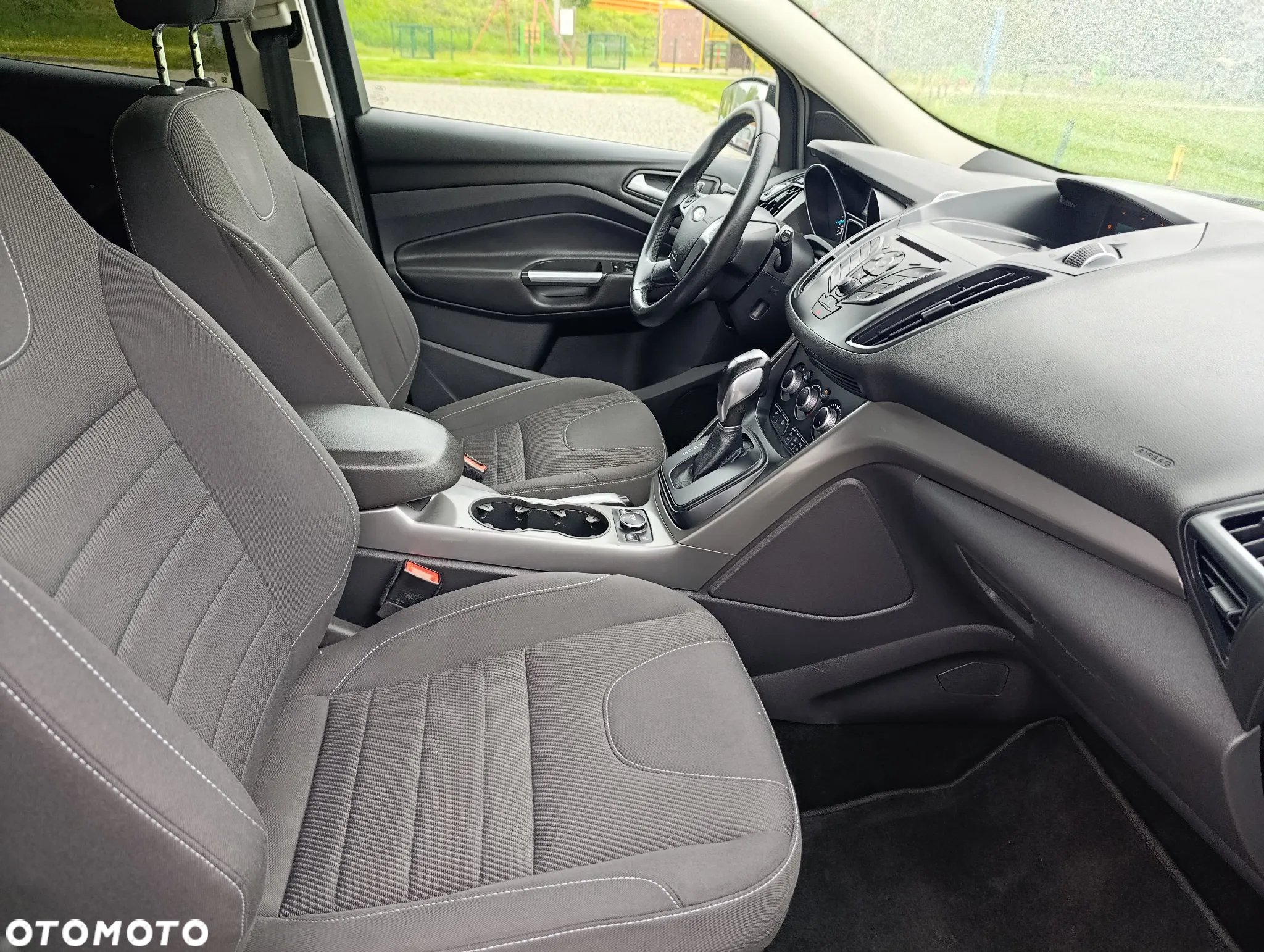 Ford Kuga 1.5 EcoBoost 4WD Trend - 18