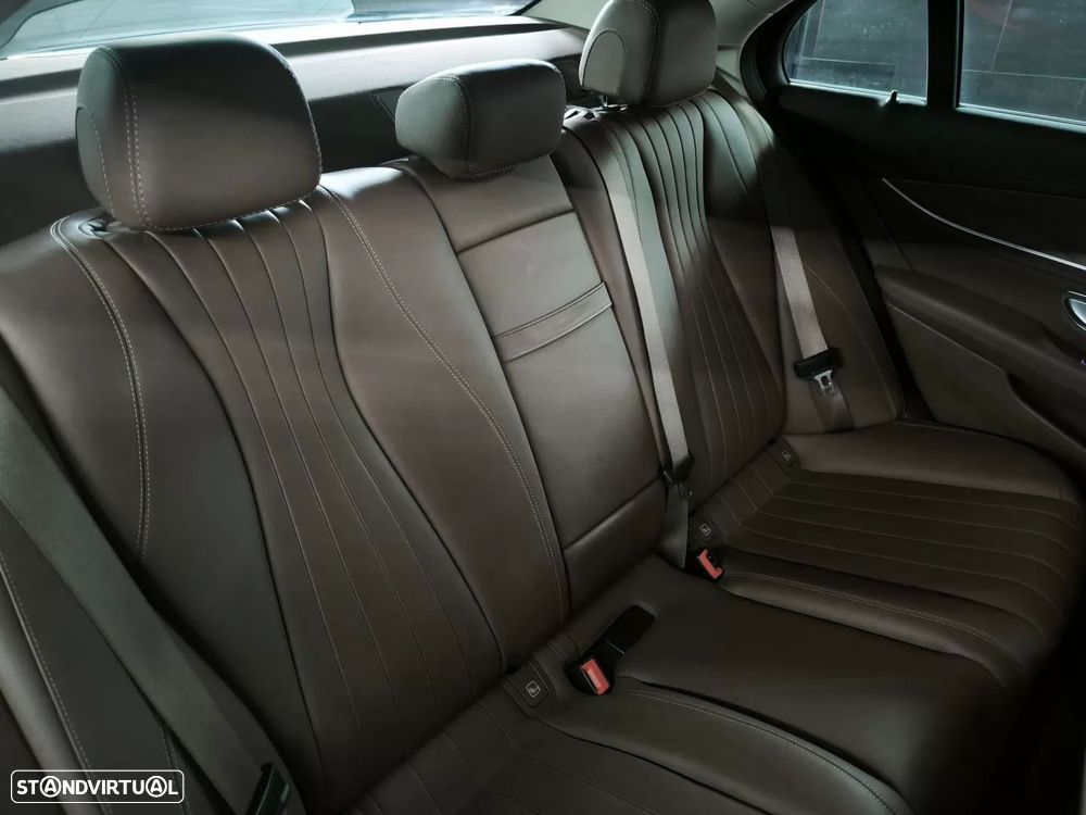 Mercedes-Benz E 300 de Exclusive Line - 25