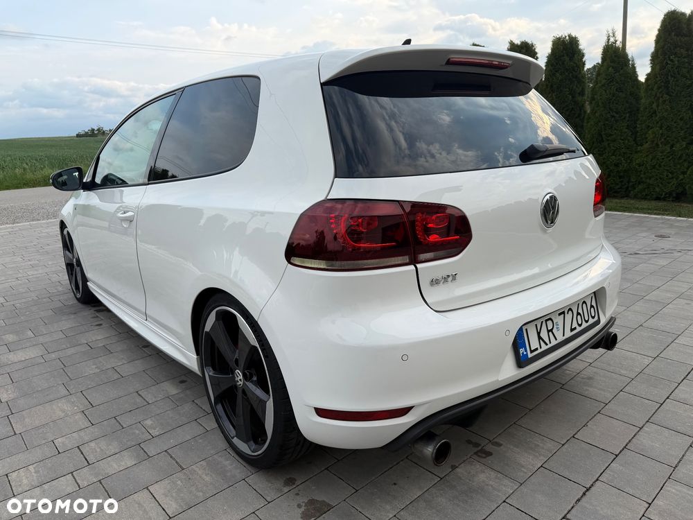 Volkswagen Golf 2.0 GTI DSG Edition 35 - 15