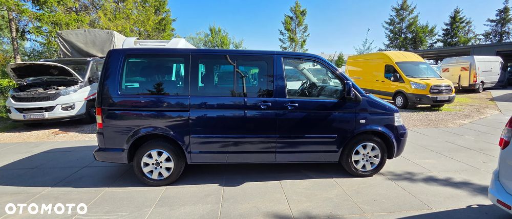 Volkswagen T5 MULTIVAN SILNIK 130KM - 2
