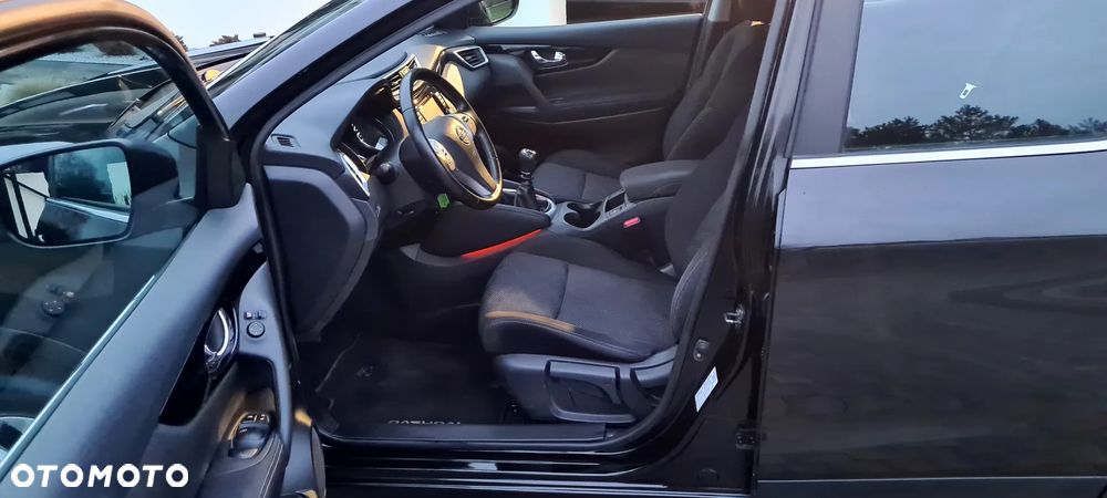 Nissan Qashqai 1.6 DIG-T Tekna - 18