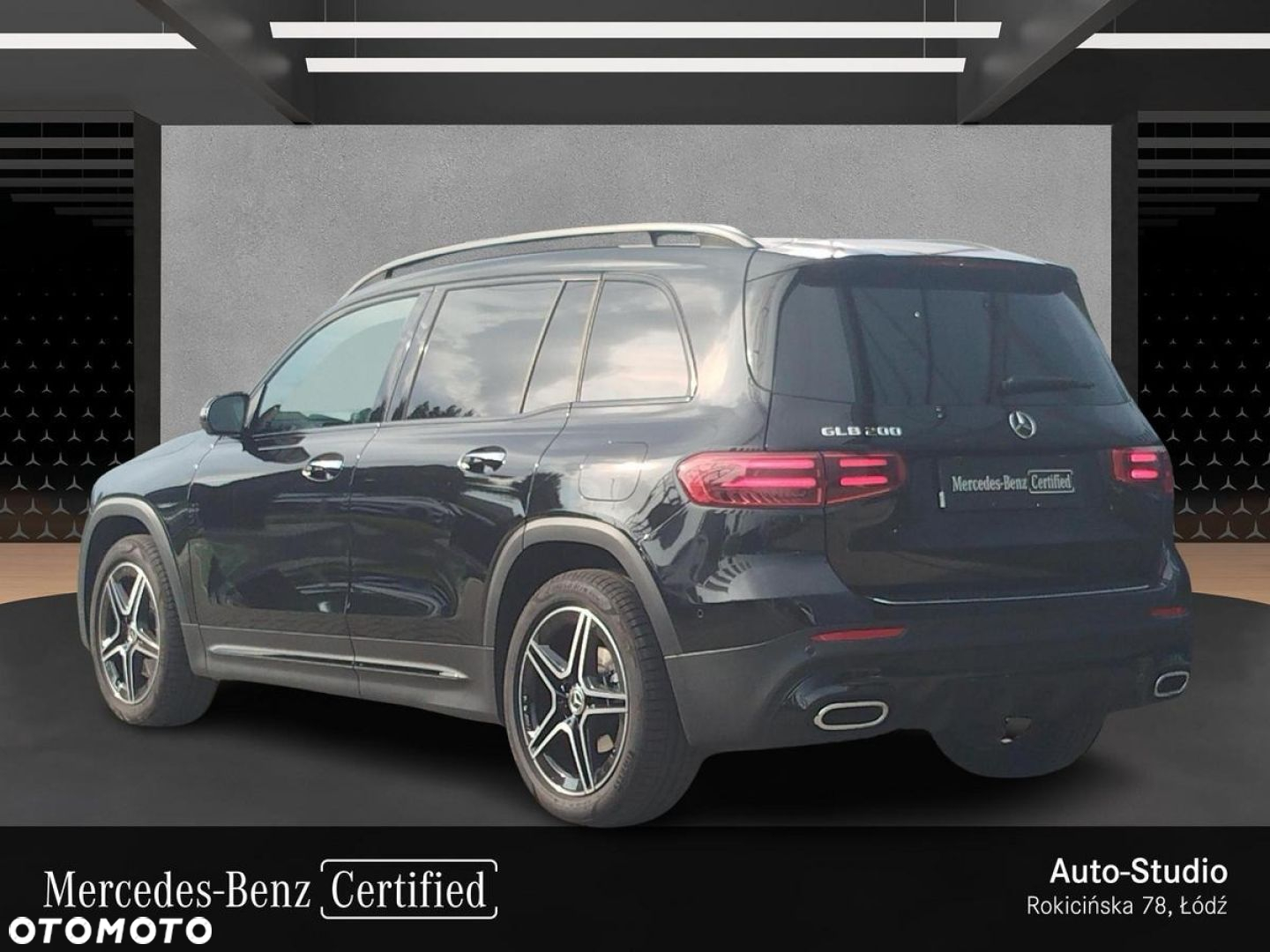 Mercedes-Benz GLB - 4