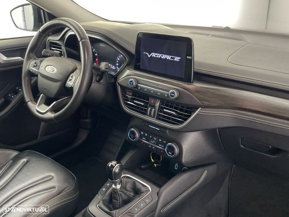 Ford Focus 1.0 EcoBoost Vignale - 22