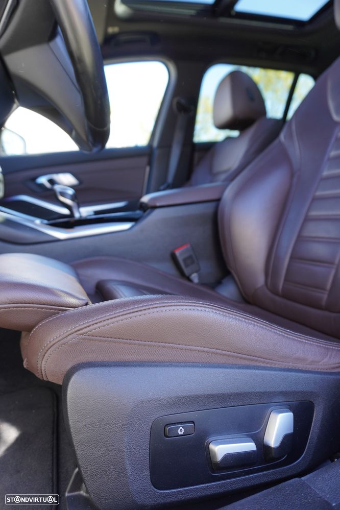 BMW 330 e Aut. Sport Line - 45