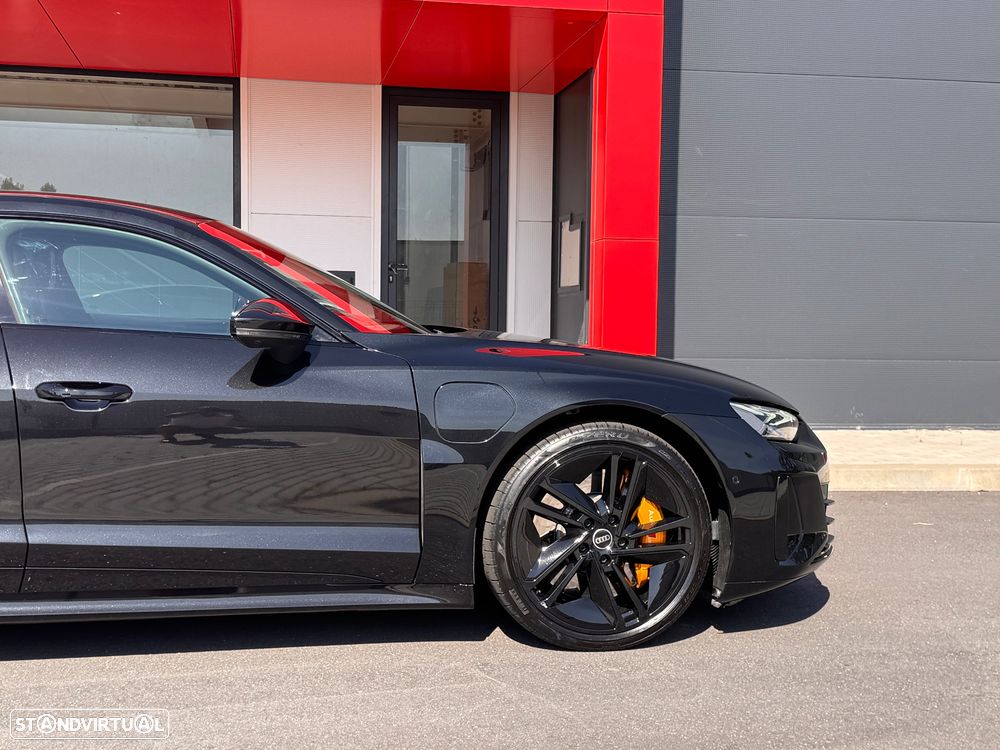 Audi RS e-tron GT quattro - 17