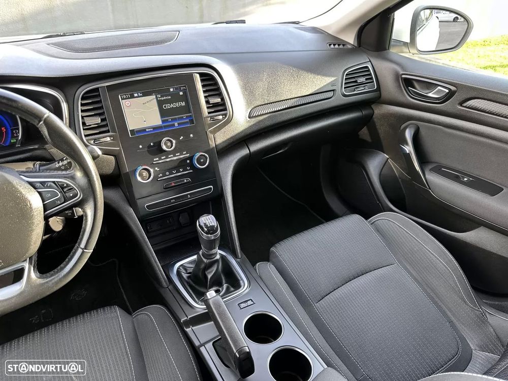 Renault Mégane 1.5 Blue dCi Intens - 38