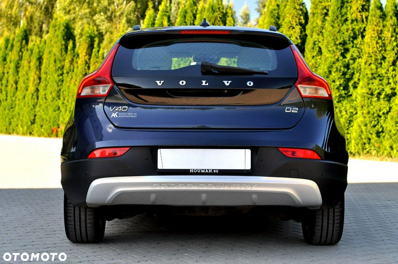Volvo V40 Cross Country D2 Momentum - 28