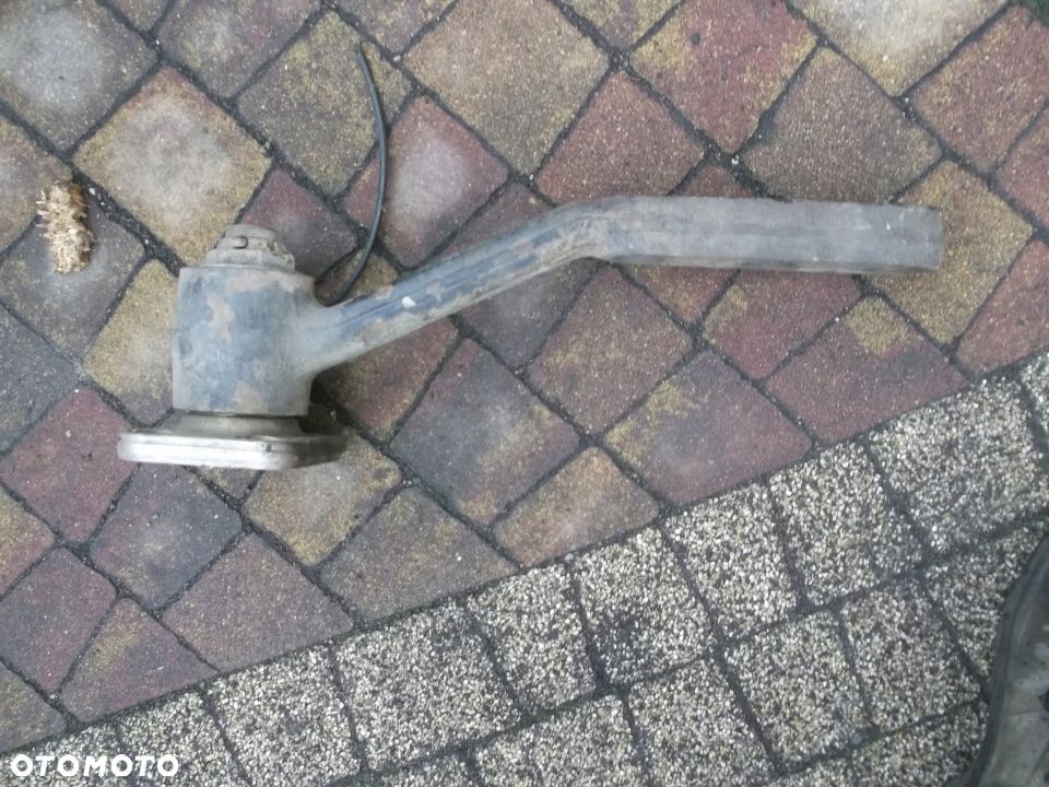 Drążek wąs wspornik Siłownik skrętu Man F90 8x4 - 2