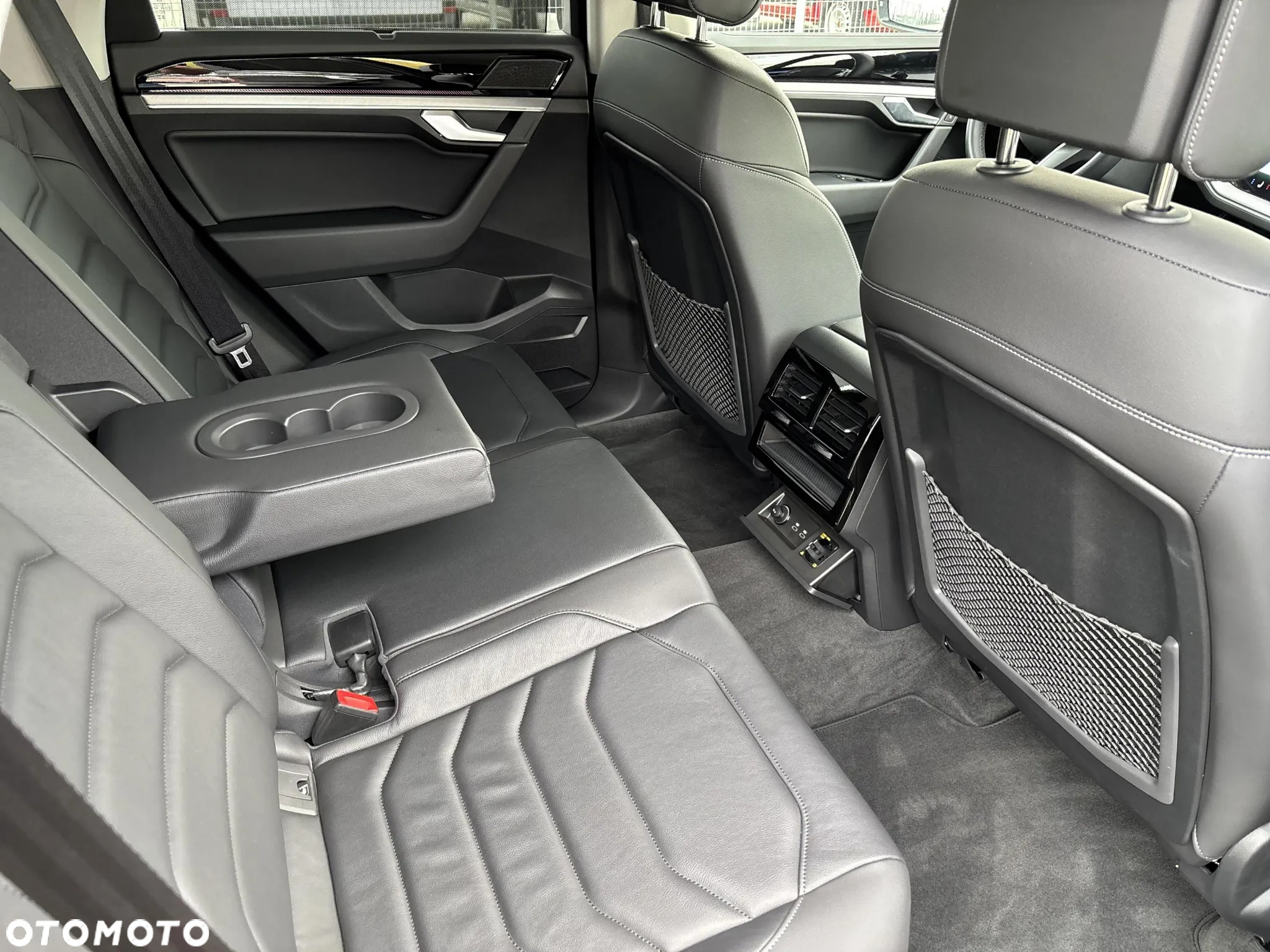Volkswagen Touareg 3.0 V6 TDI 4Motion Elegance - 18