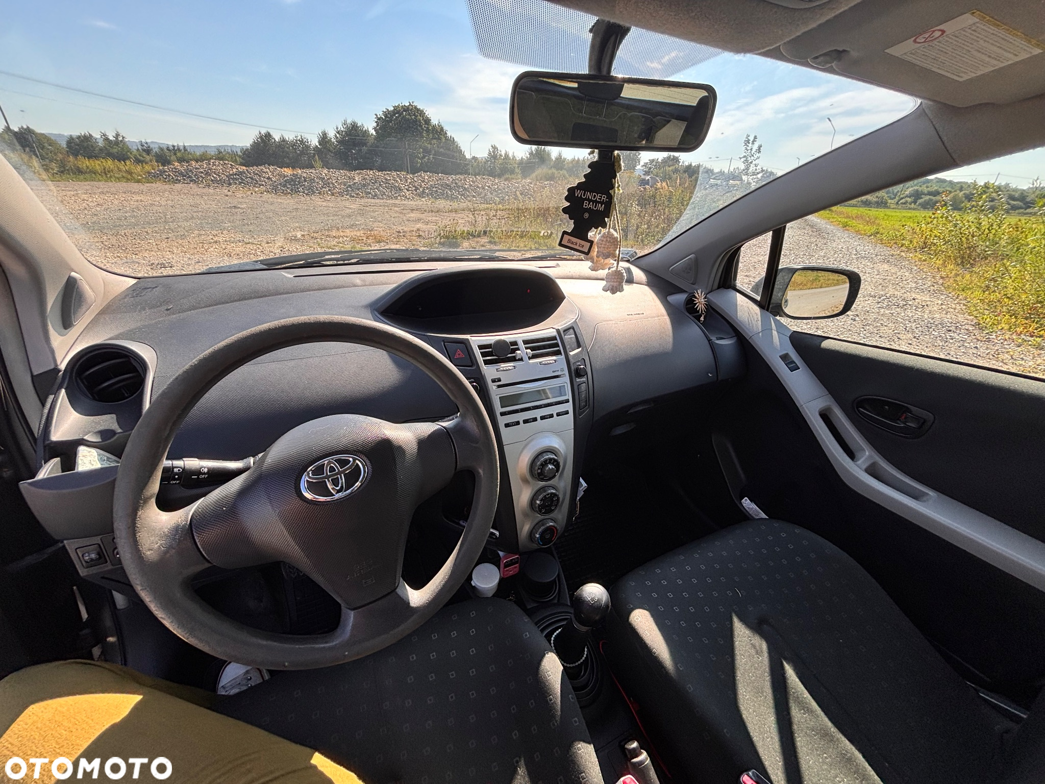Toyota Yaris - 9