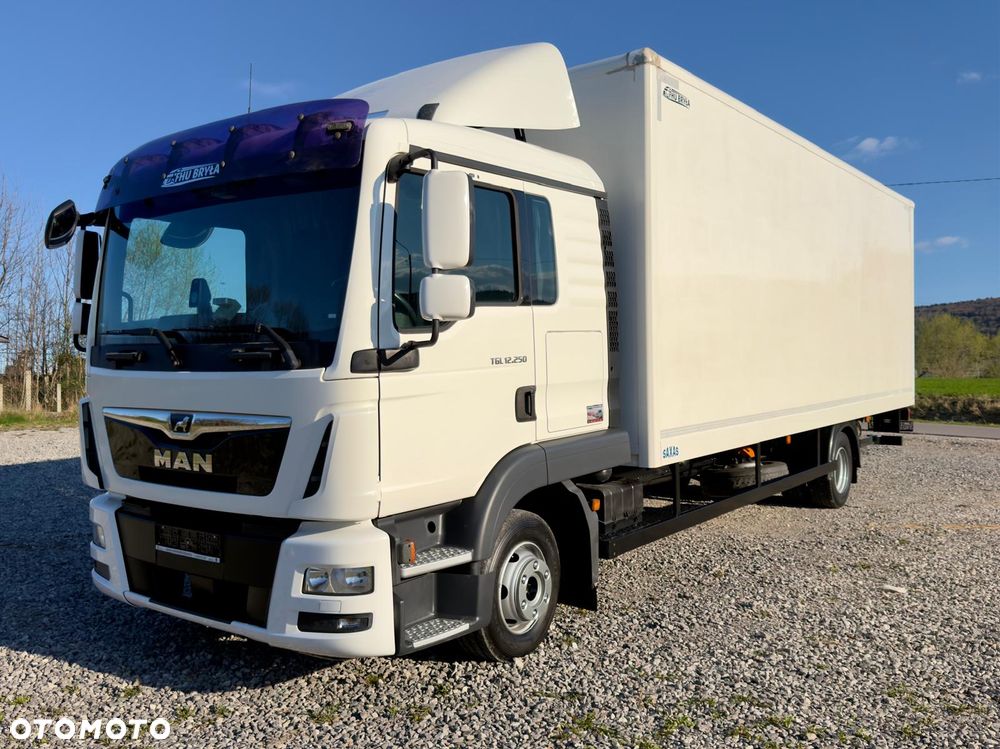 MAN TGL 12.250 / KONTENER / IZOTERMA / WINDA / 2017R / EURO 6 / LIFT  / SPROWADZONY / ZADBANY  / E6 / 17 PALET - 1