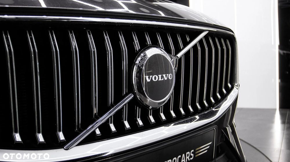 Volvo XC 60 B4 B Plus Bright - 12