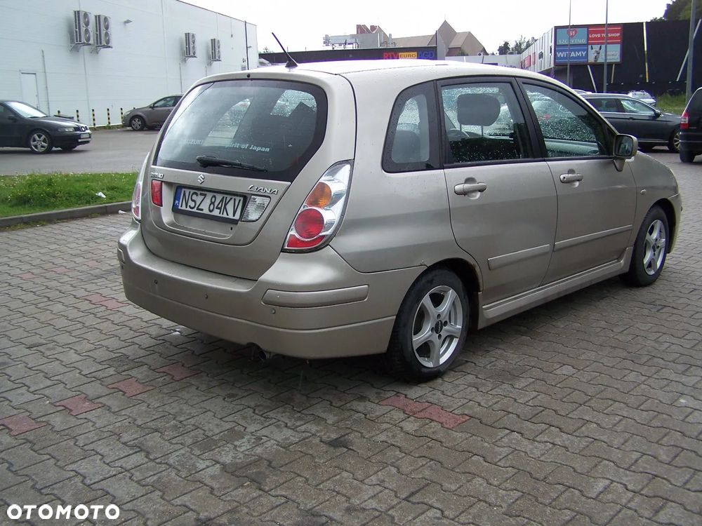 Suzuki Liana 1.6 - 5